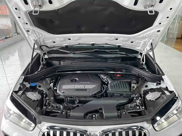 2022 BMW X1 20Li sDrive II (F48) Рестайлинг, белый - вид 13