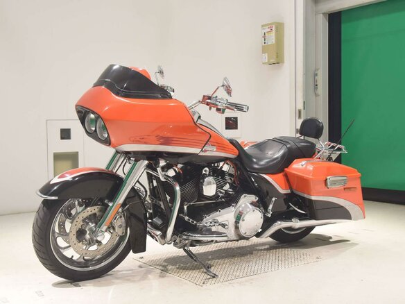 2009 Harley-Davidson CVO Road Glide, оранжевый, 1077000 рублей - вид 3