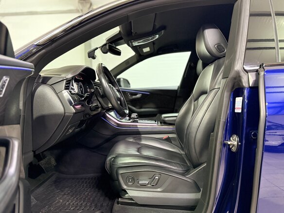 2019 Audi Q8 45 TDI I (4M), синий, 6290000 рублей - вид 22
