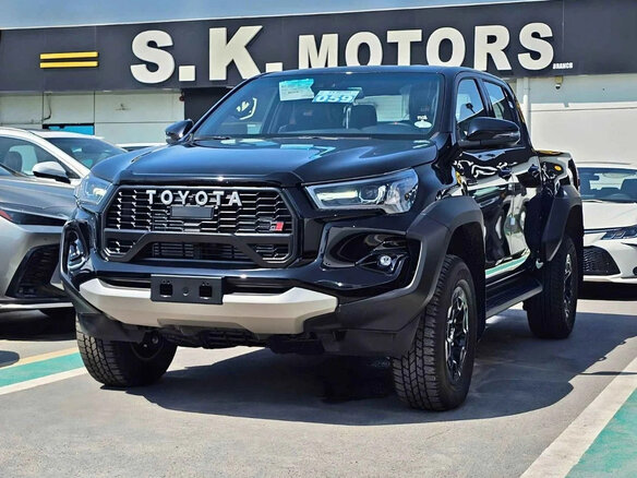 2026 Toyota Hilux VIII Рестайлинг 3, чёрный - вид 2