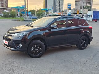 2013 Toyota RAV4 IV (XA40), чёрный, 1525000 рублей, вид 3