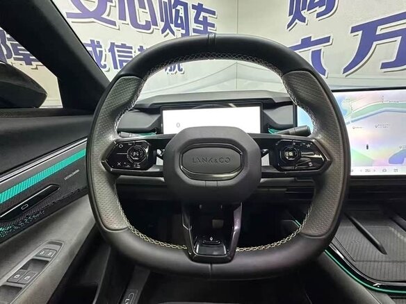 2024 Lynk & Co 08 21.2 kWh I, чёрный - вид 6