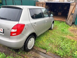 2010 Skoda Fabia II, серый, 400000 рублей, вид 2