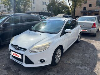 2012 Ford Focus III, белый, 810000 рублей, вид 2