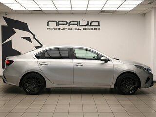 2021 Kia Cerato IV, серебристый, 1575000 рублей, вид 5