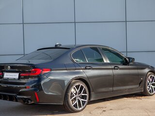 2019 BMW 5 серии 520i VII (G30/G31/G38), чёрный, 3450000 рублей, вид 2