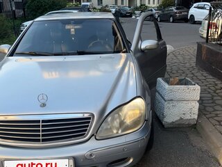 1999 Mercedes-Benz S-Класс 430 IV (W220), серебристый, 499000 рублей, вид 3