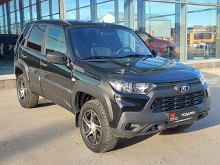 2023 Lada (ВАЗ) Niva Travel I, чёрный, 1079000 рублей, вид 4
