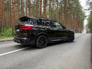 2020 BMW X5 40i IV (G05/G18), чёрный, 5100000 рублей, вид 2