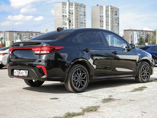 2018 Kia Rio IV, чёрный, 1329000 рублей, вид 5