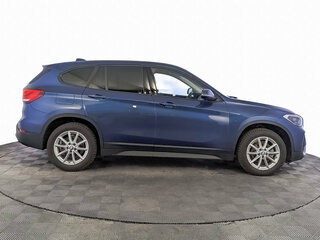 2021 BMW X1 18i sDrive II (F48) Рестайлинг, синий, 2480000 рублей, вид 4