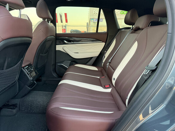 2024 Geely Monjaro I, серый, 3399000 рублей - вид 24