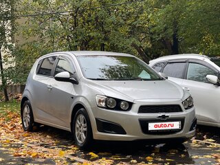 2013 Chevrolet Aveo II, серебристый, 980000 рублей, вид 5