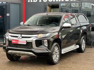 2019 Mitsubishi L200 V Рестайлинг, чёрный, 2390000 рублей, вид 3