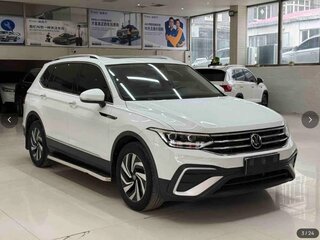 2023 Volkswagen Tiguan II Рестайлинг, белый, 2450000 рублей, вид 3
