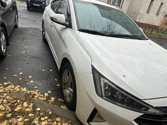 2019 Hyundai Elantra VI (AD) Рестайлинг, белый, 1860000 рублей - вид 9