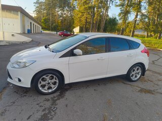 2011 Ford Focus III, белый, 670000 рублей, вид 3