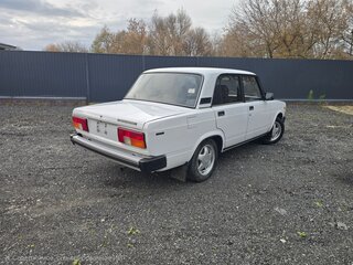 2004 Lada (ВАЗ) 2105, белый, 300000 рублей, вид 3