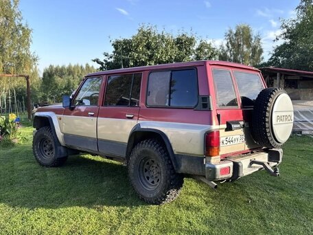 1990 Nissan Patrol IV (Y60), красный, 599999 рублей, вид 5