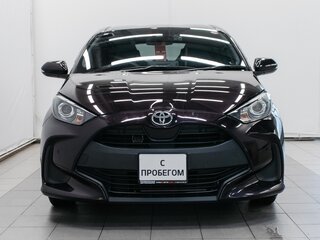 2020 Toyota Yaris IV, фиолетовый, 1500000 рублей, вид 2