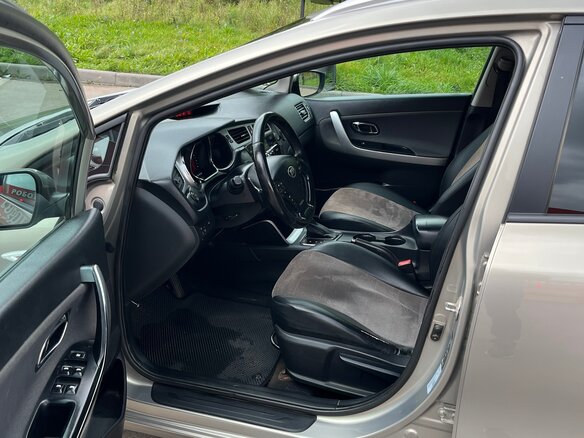 2013 Kia Ceed II, серебристый, 830000 рублей - вид 12