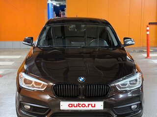 2017 BMW 1 серии 118i II (F20/F21) Рестайлинг, коричневый, 1650000 рублей, вид 2