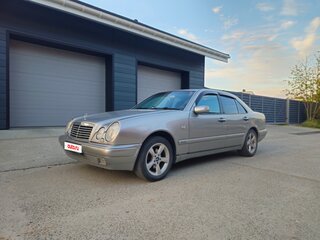 1998 Mercedes-Benz E-Класс 240 II (W210, S210), серебристый, 365000 рублей, вид 1