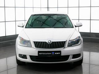 2013 Skoda Octavia II (A5) Рестайлинг, белый, 859000 рублей, вид 2