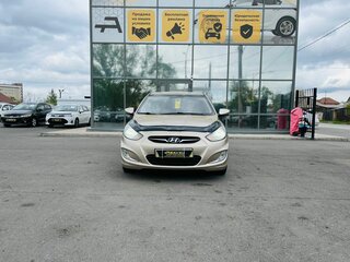 2011 Hyundai Solaris I, бежевый, 999999 рублей, вид 3