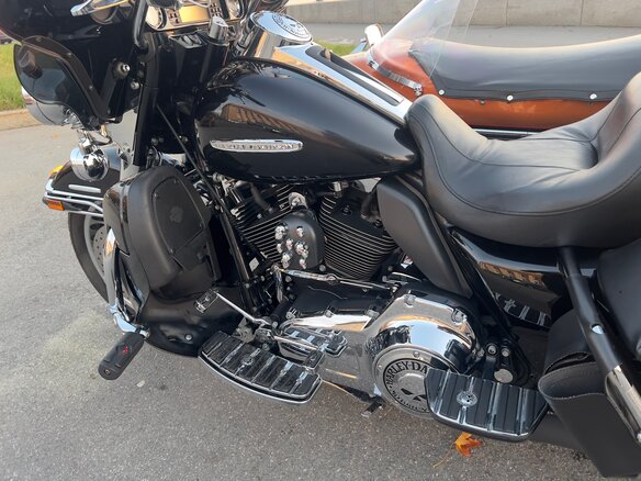 2011 Harley-Davidson Electra Glide, чёрный, 1490000 рублей - вид 10