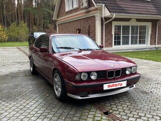 1992 BMW 5 серии 525i III (E34), красный, 870000 рублей, вид 3