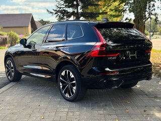 2025 Volvo XC60 II Рестайлинг 2, чёрный, 5750000 рублей, вид 5