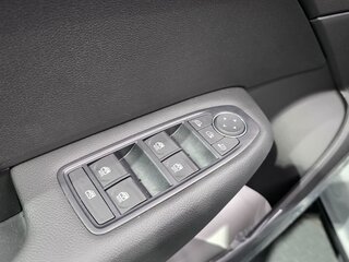 2025 Renault Arkana I Рестайлинг, белый, 2350000 рублей, вид 4