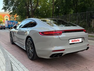 2017 Porsche Panamera 4S II, серый, 6400000 рублей, вид 5