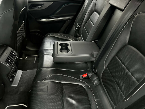 2017 Jaguar F-Pace I, серый, 2999000 рублей - вид 15