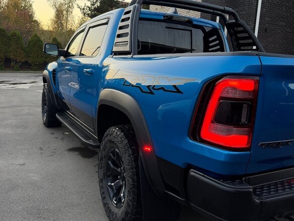 2021 Ram 1500 Crew Cab TRX V, синий, 10800000 рублей - вид 6