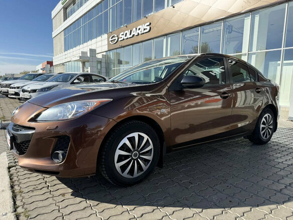 2013 Mazda 3 II (BL) Рестайлинг, коричневый - вид 2