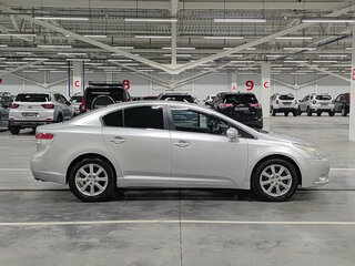 2010 Toyota Avensis III, серебристый, 965000 рублей, вид 4