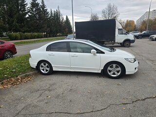 2011 Honda Civic VIII Рестайлинг, белый, 670000 рублей, вид 2