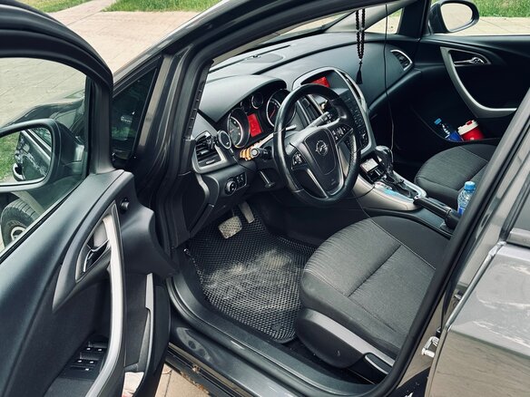 2011 Opel Astra J, серый, 650000 рублей - вид 8