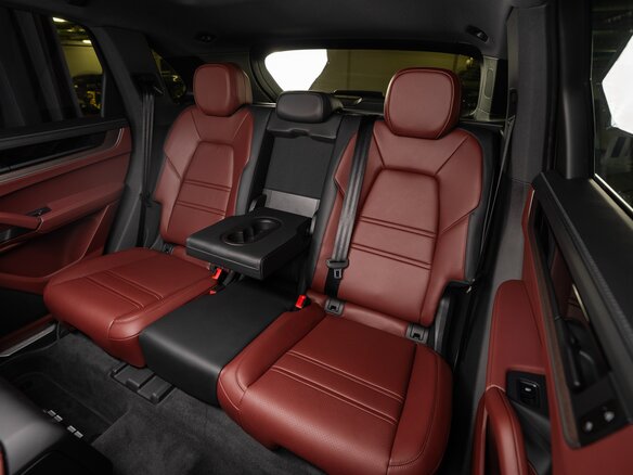 2026 Porsche Cayenne III Рестайлинг, серый - вид 30