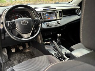 2013 Toyota RAV4 IV (XA40), белый, 1370000 рублей, вид 5