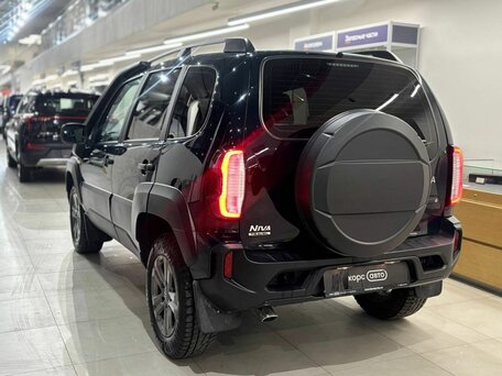 2023 Lada (ВАЗ) Niva Travel I, зелёный, 975000 рублей, вид 3