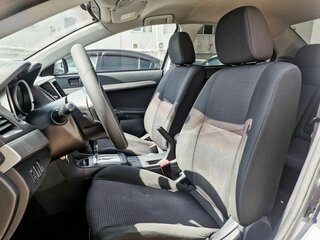 2010 Mitsubishi Lancer X, серый, 475000 рублей, вид 4