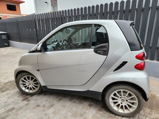 2009 Smart Fortwo II, серый, 650000 рублей, вид 2