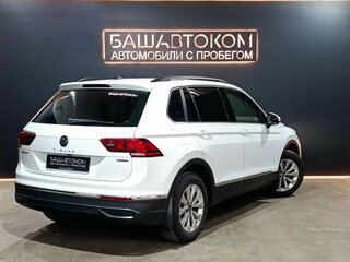 2021 Volkswagen Tiguan II Рестайлинг, белый, 2680000 рублей, вид 4