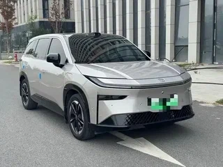 2025 Toyota bZ3X 58.3 kWh, серый, 2580500 рублей, вид 3