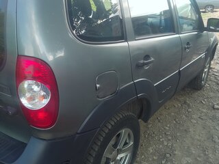 2012 Chevrolet Niva I Рестайлинг, серый, 420000 рублей, вид 1