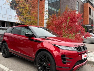 2021 Land Rover Range Rover Evoque II, красный, 4500000 рублей, вид 1