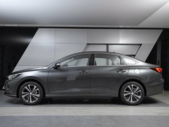2024 Changan Eado Plus, серый, 2589900 рублей - вид 3